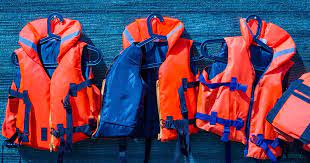 Lifejackets With Waterproof Pockets